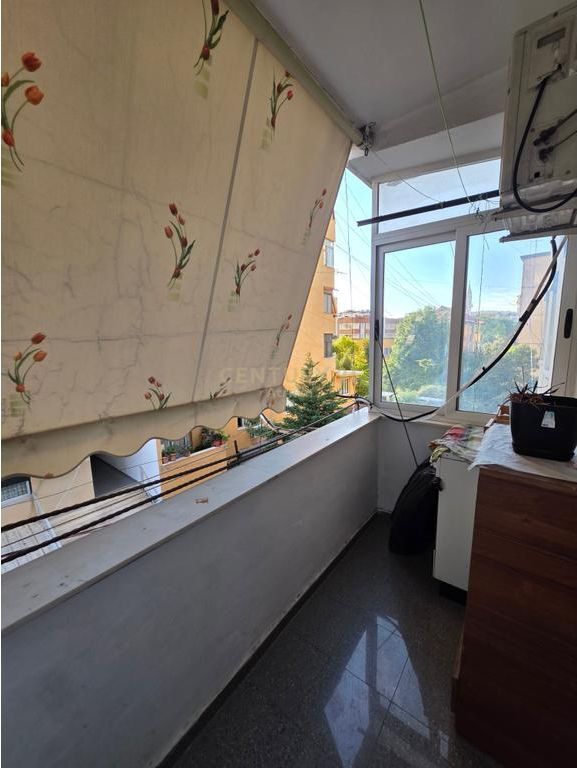 SHITET APARTAMENT 1+1 NE PORCELAN MBRAPA (U.E.T)