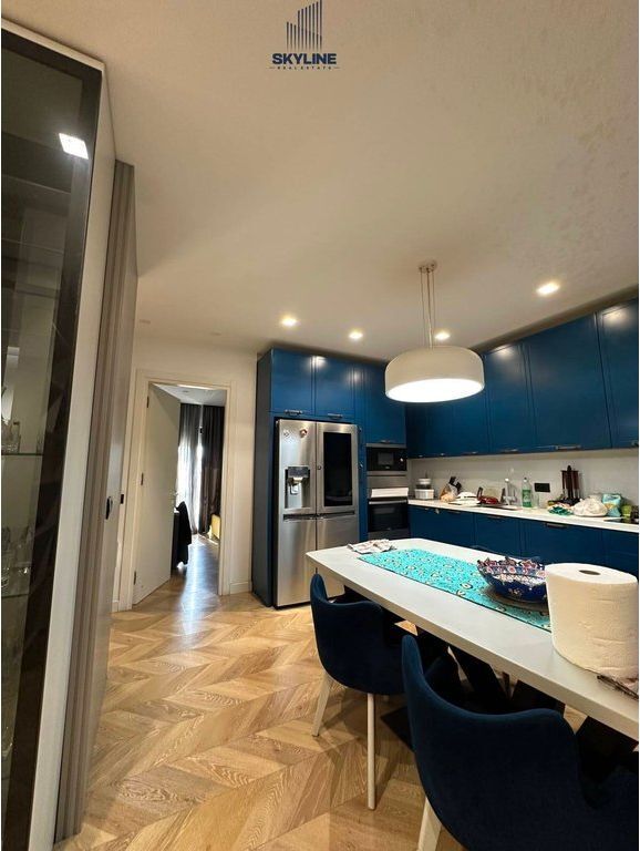 Shitet Apartament 2+1+2 + Post Parkimi-Green City