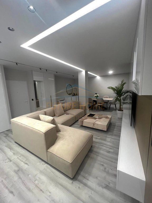 Rent, Apartment 2+1+2, Bllok, Tirana.