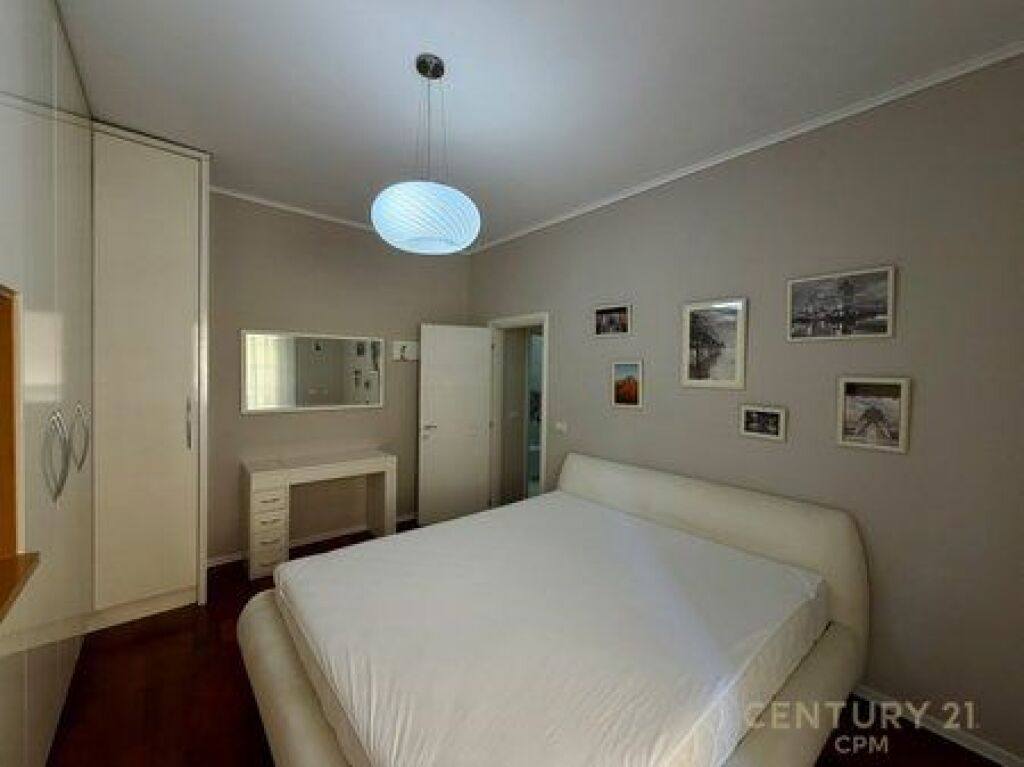 APARTAMENT 1+1 PER QIRA TEK PAZARI I RI!