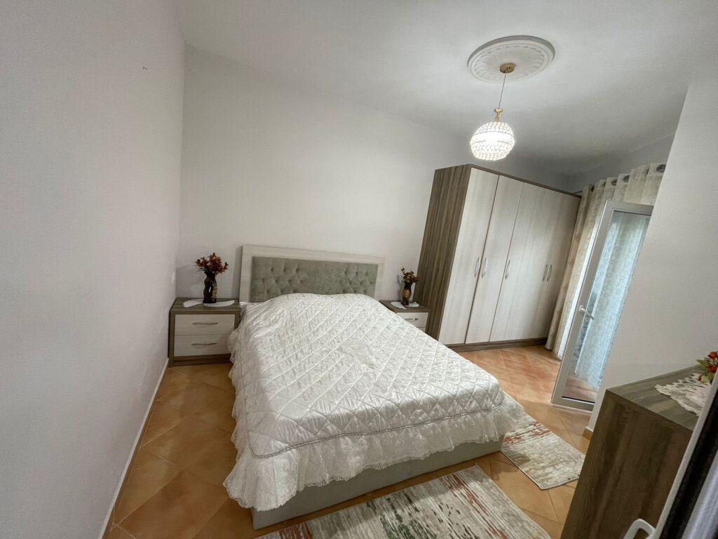 Appartamento in affitto al RADISONI lago, 1+1 arredato, 65000 lek