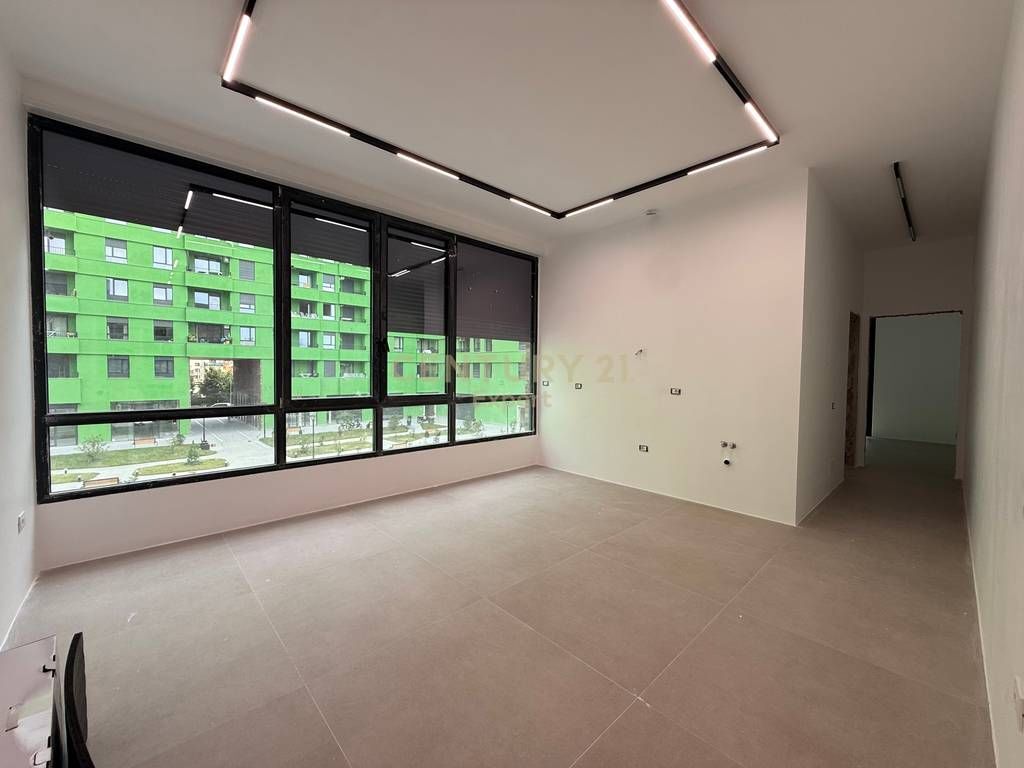 APARTAMENT 2+1 PER QIRA NE RRUGEN 5 MAJI 500 € /Muaj 50,000 Lekë /Muaj