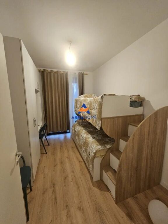 JEPET ME QERA APARTAMENT 2+1+ BALLKON "TEK KOPSHTI ZOOLOGJIK" 80.000 LEKE