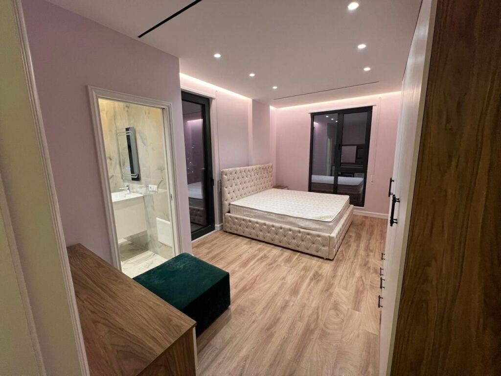 For rent 3+1+2 in Porcelan