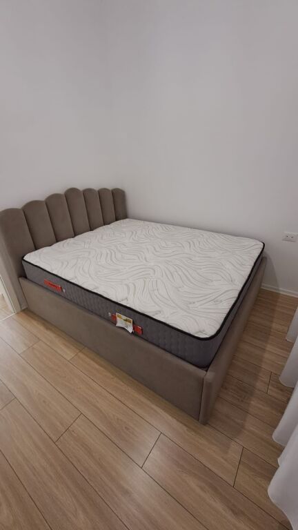 Jepet Me Qera Apartament 2+1+1 Ballkon