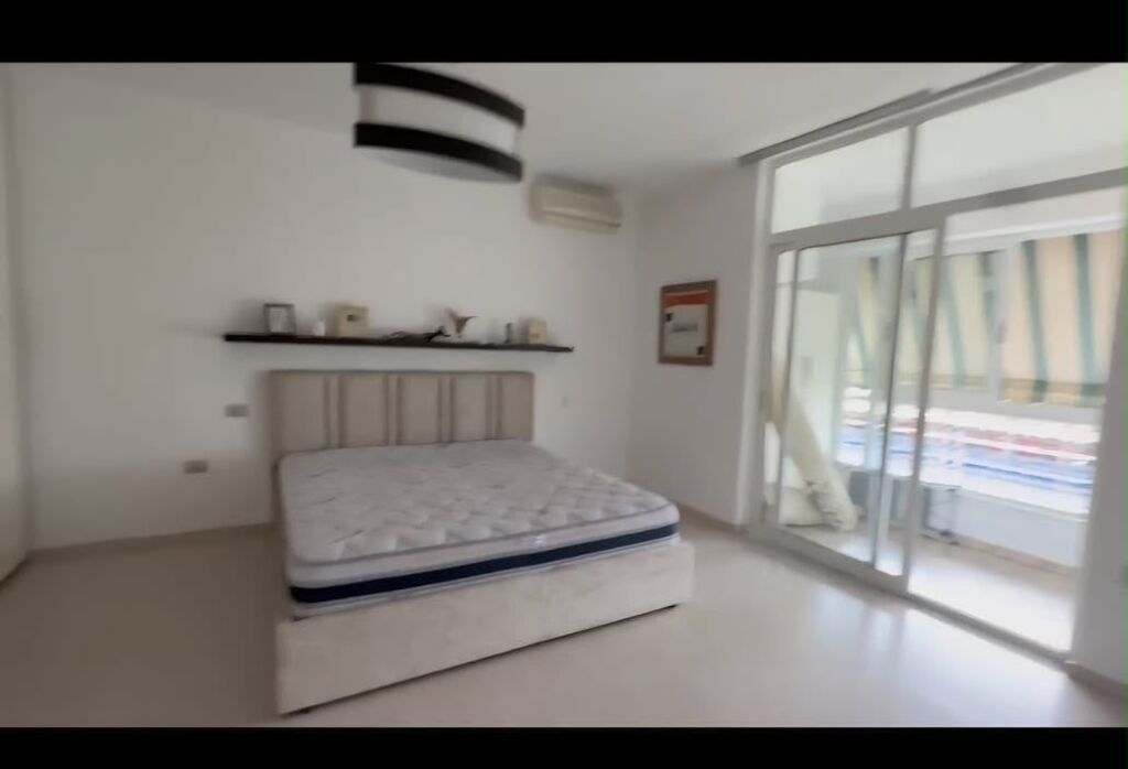 For rent Apartment 2+1+2 bathrooms +2 balconies at Komuna e Parisit, Kika 1.