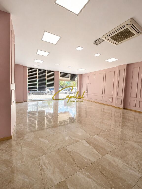 AMBIENTE COMMERCIALE IN AFFITTO 138 M2 EX PARCO 100.000 LEKE