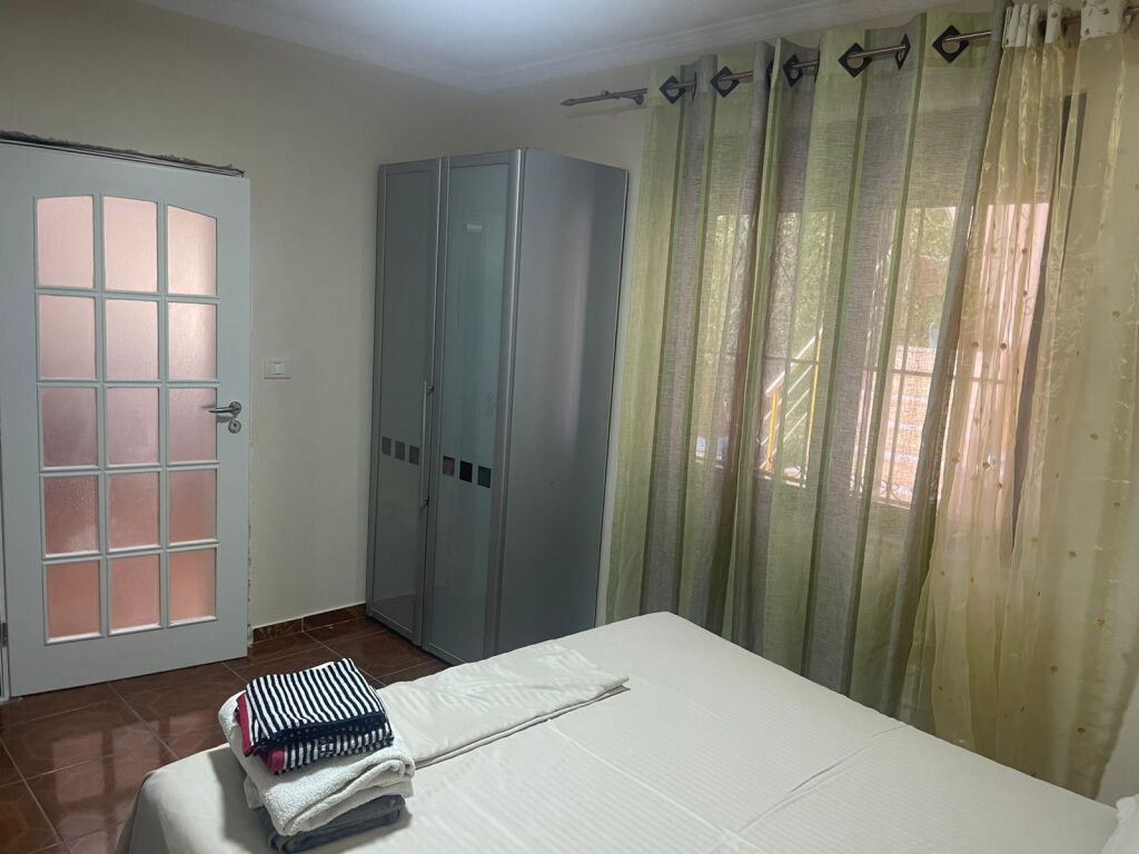 Apartament 2+1 me qira Laprak Zonja e Kshillit Mire