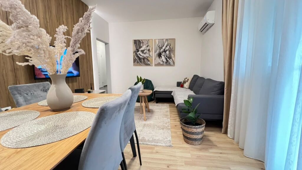 APPARTAMENTO 2+1 IN AFFITTO – PAZARI I RI, TIRANA