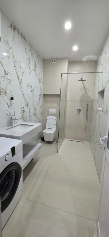 🏡 APARTAMENT 1+1 ME QIRA – PLAZH, DURRËS | RRUGA E KUQE