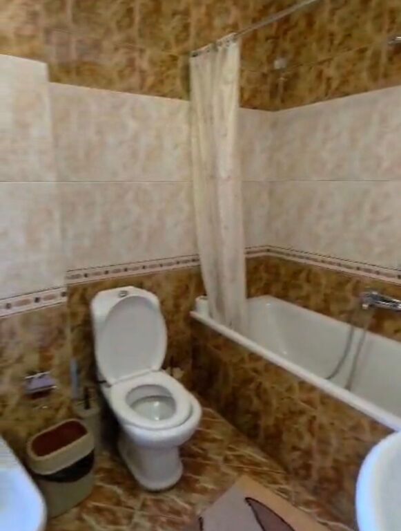 Apartament 1+1 me qira tek Rruga e Kavajes!
