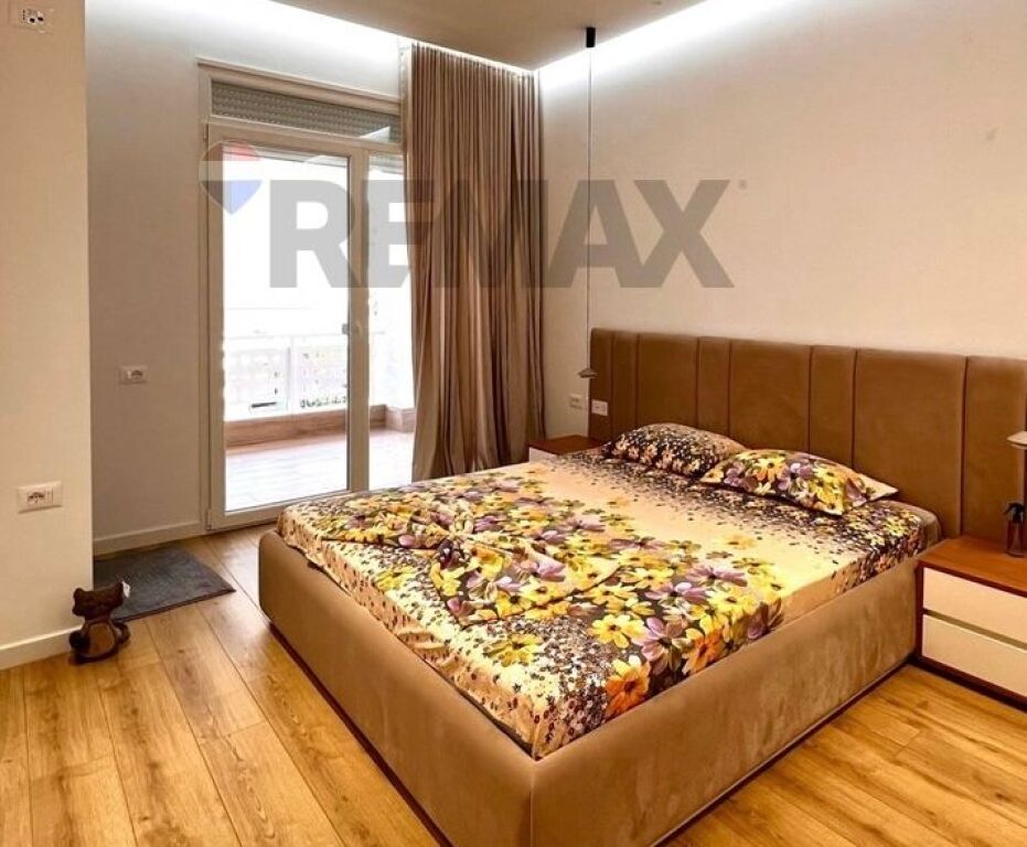 Apartament 2+1+2 me qira tek Kopshti Botanik!!! ID: 530181090-163