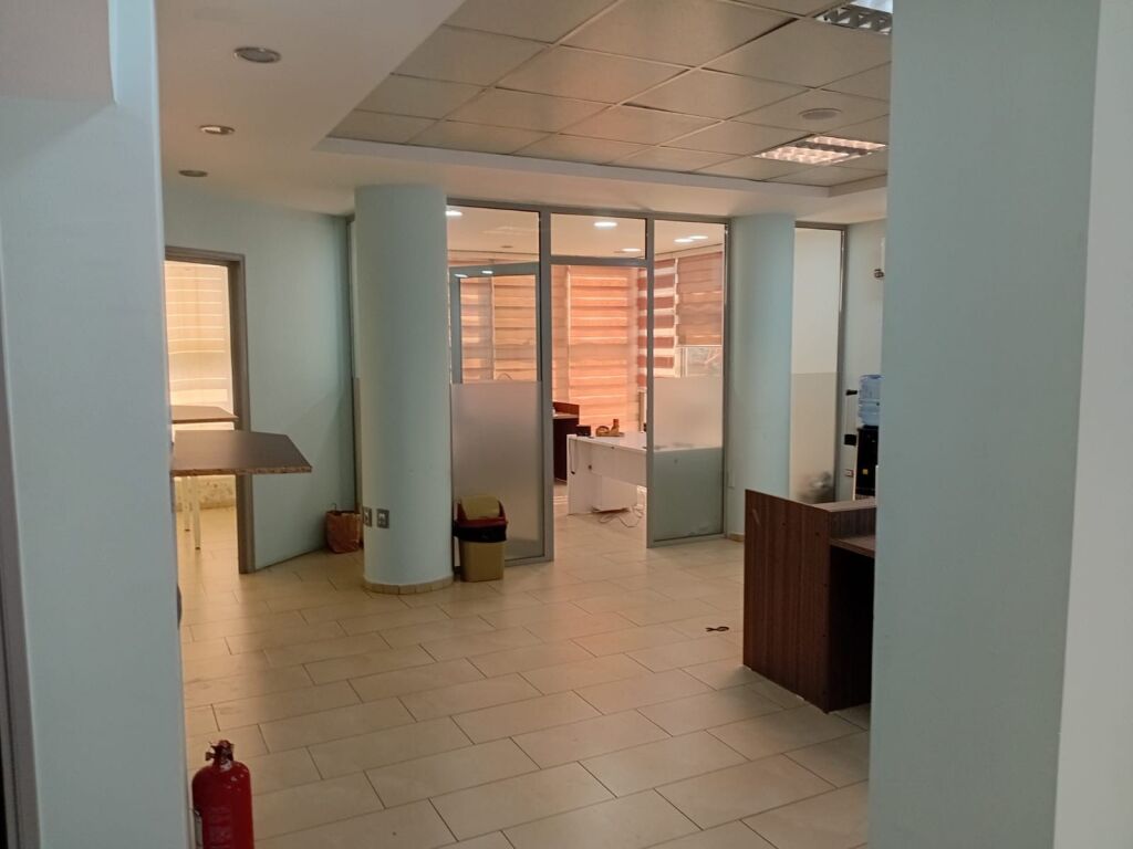 Ufficio in affitto al 21 Dhjetori