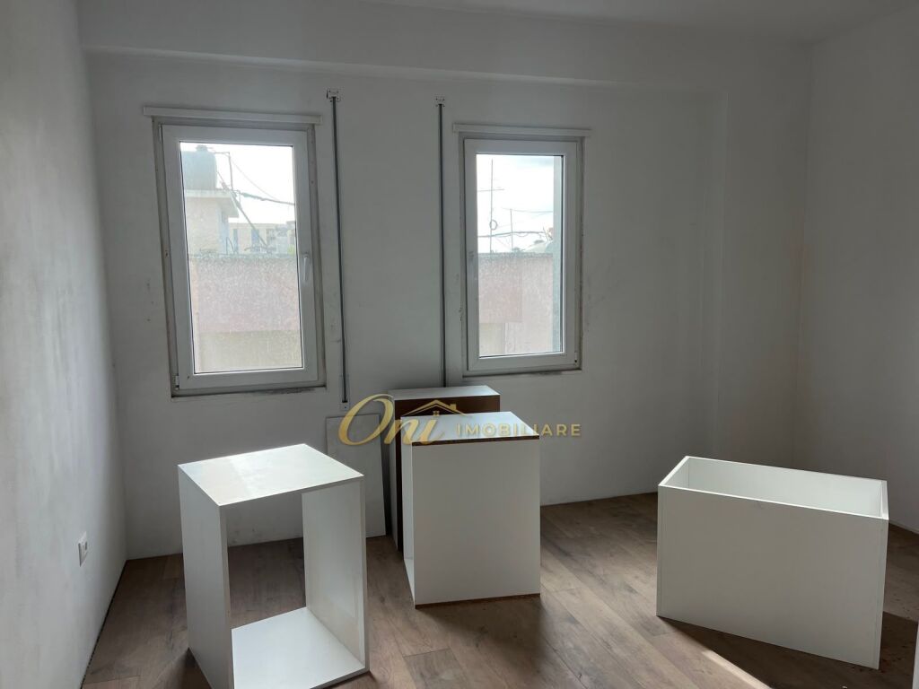 PASKUQAN,JEPET APARTAMENT PER QERA 2+1