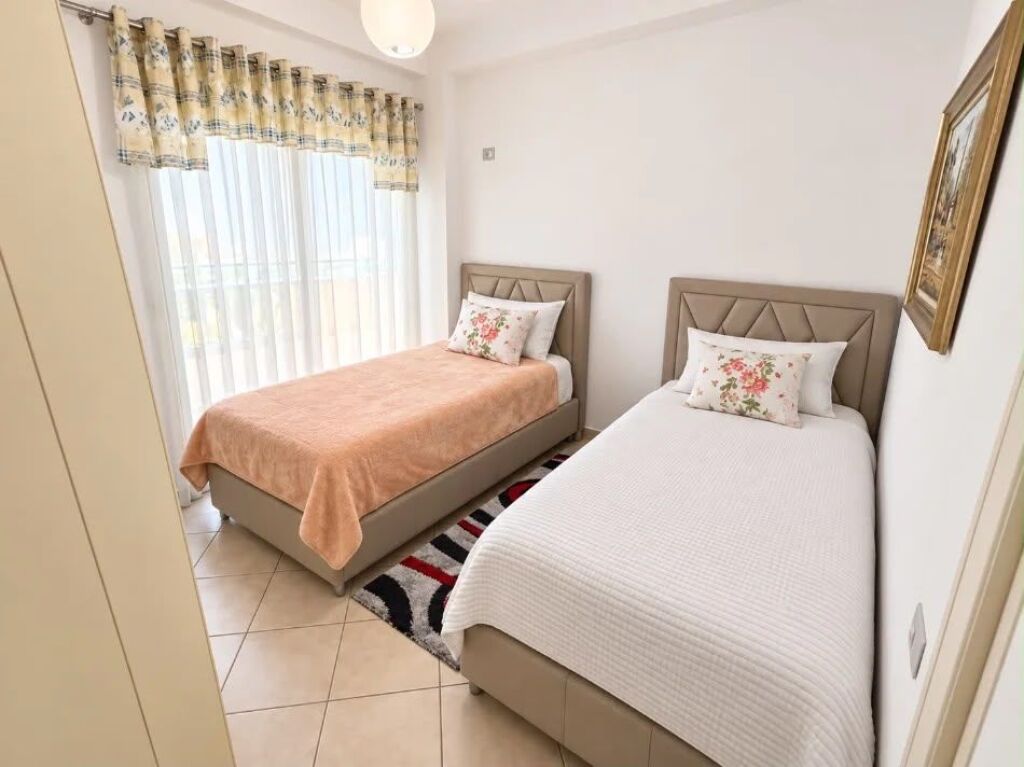 Apartment 2+1 available in the commune of Paris
