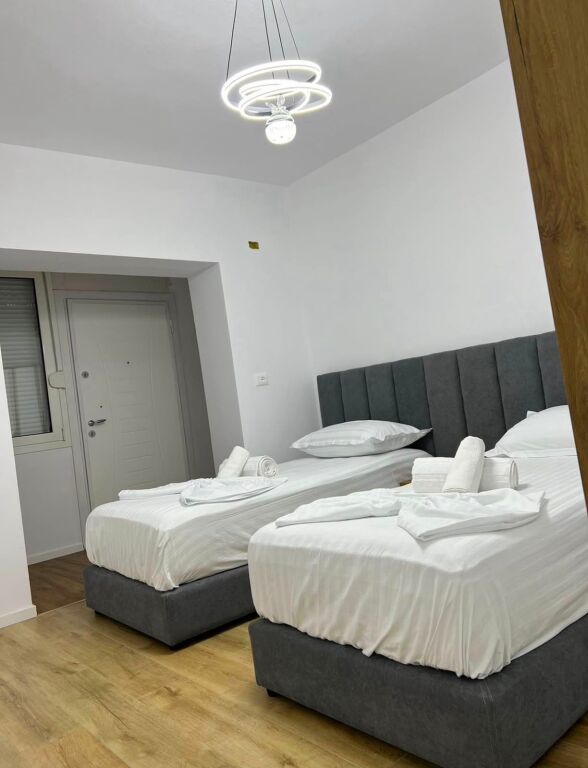 Affitto | Apartament 2 + 1 | 21 Dhjetori | 730 €/mese