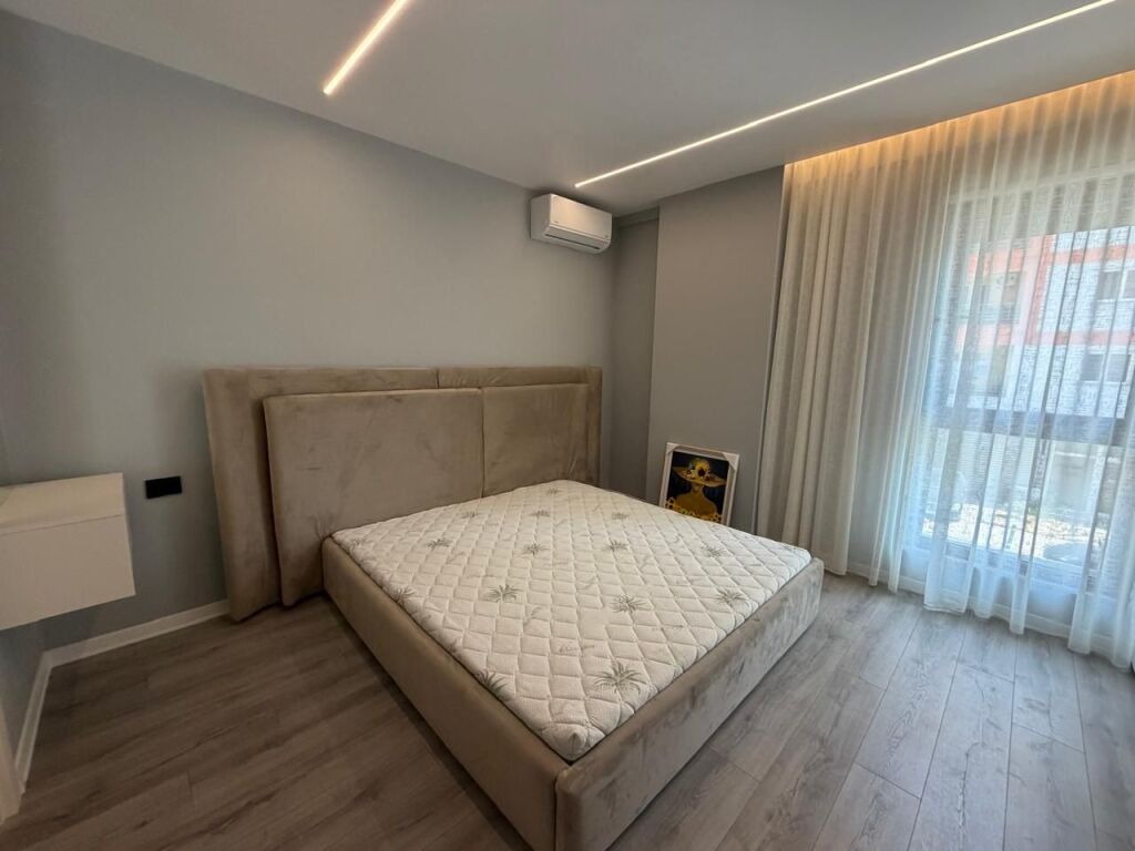 Apartament 1+1  per qera Bulevardi i Ri !