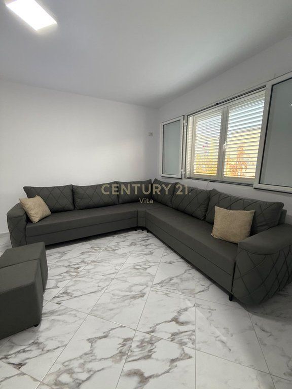 Apartament 2+1 me Qira në Durrës, pranë Spitalit!!