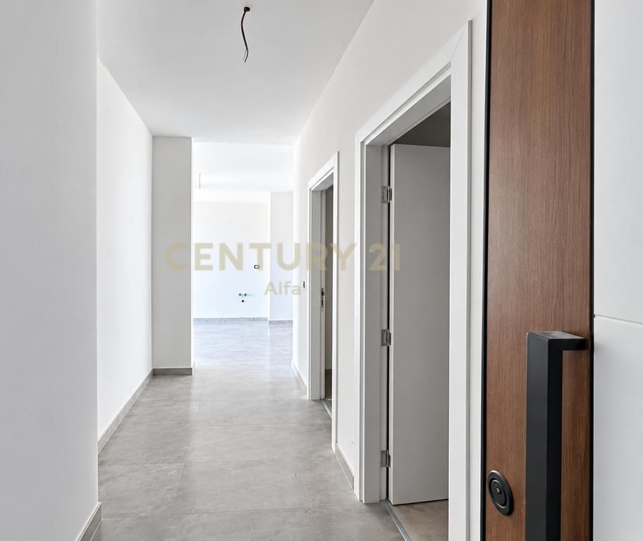 Shitet Apartament 3+1+2 – Turdiu, Ish Fusha e Aviacionit!