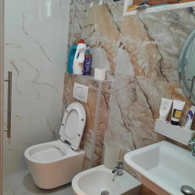 Jepet Me Qera Apartament 2+1+1 Ballkon