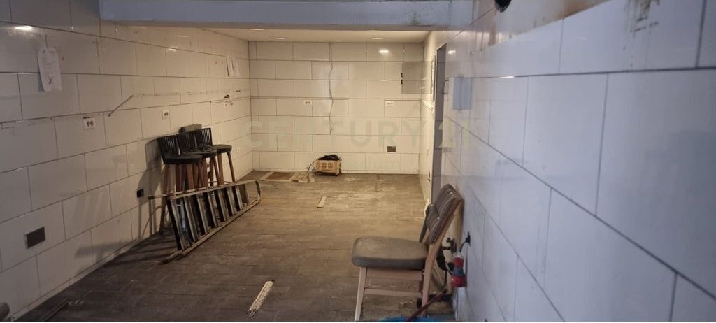 Locale Commerciale 103 m² in Affitto – Parco “1 Maggio” 800 € /Mese