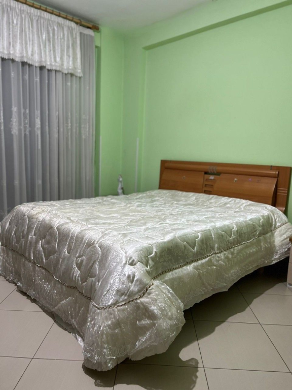 Jepet apartament me qera me aftat te gjate