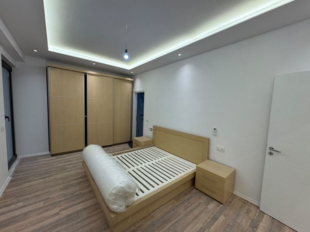 Affittasi 2+1+parcheggio Urban Gate Astir 65.000 lek