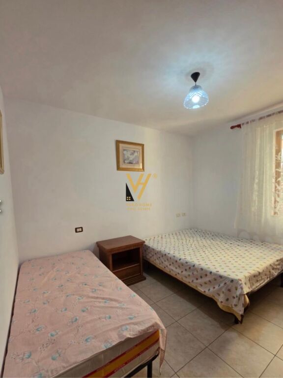 JEPET APARTAMENT 1+1+BLK ME QIRA TE BLVD ZOGU I 55.000 LEKE