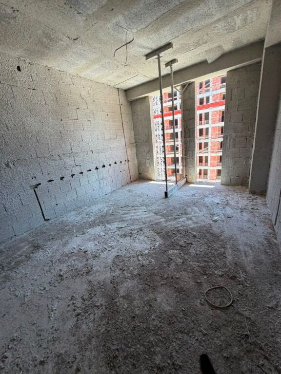 Shitet Apartament 2+1 + 2 Tualete** 📍 **Riverside Residence – Ish Parku**
