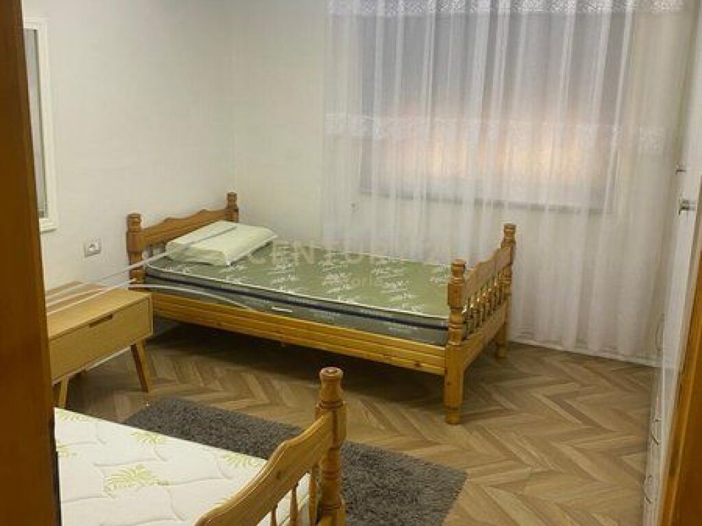 Jepet me qera apartament 2+1 Kompleksi Magnet