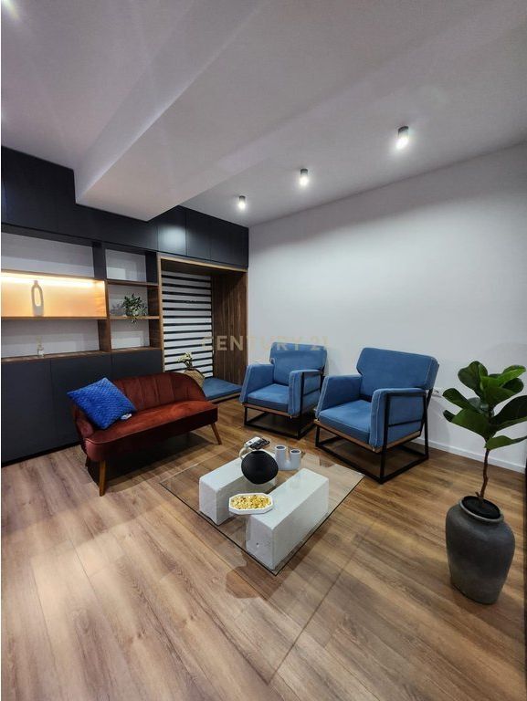 Apartment 1+1 for sale at Square 21