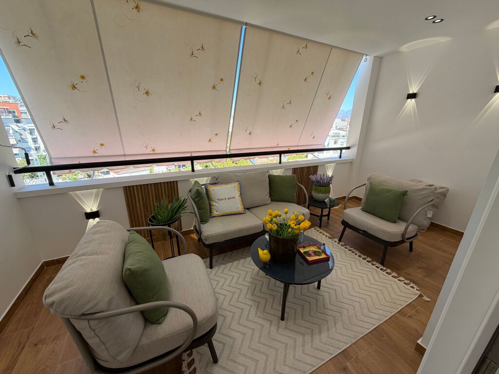 Shitet Apartament 2+1  Adresa : Zogu i Zi fillimi Rruges Don Bosko  Kati 6  Siperfaqe 91 m2  Orjentim jug  Cmimi 259,000€