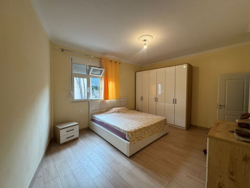 🏡 **JEPET ME QIRA PJESË VILE 2+1+2