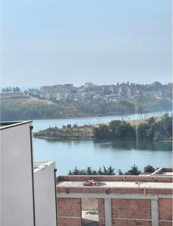 Villa for sale Lake Farka.