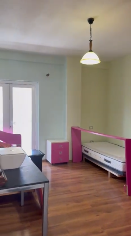 Apartament 2+1 per qera Oxhaku prane UET !