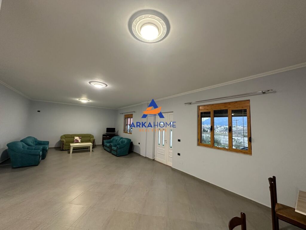 JEPET ME QERA VILE 3-KATESHE 500 M2 "MJULL-BATHORE, PRANE TEG" 250.000 LEKE