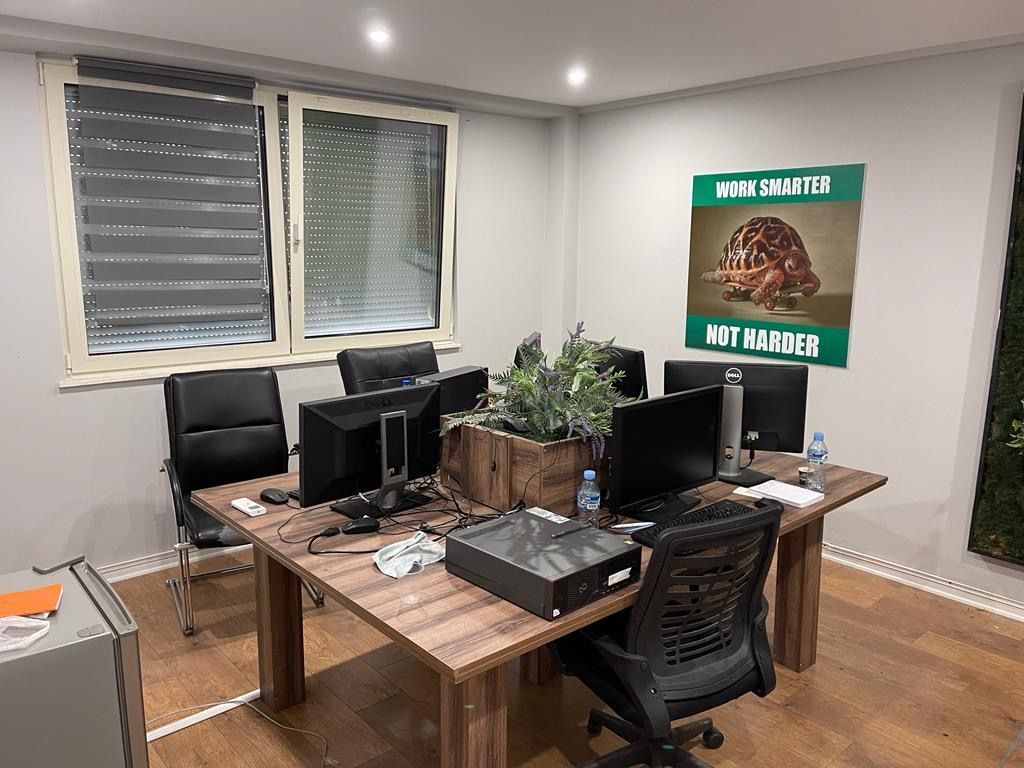 OFFICE FOR RENT KAVAJES STREET