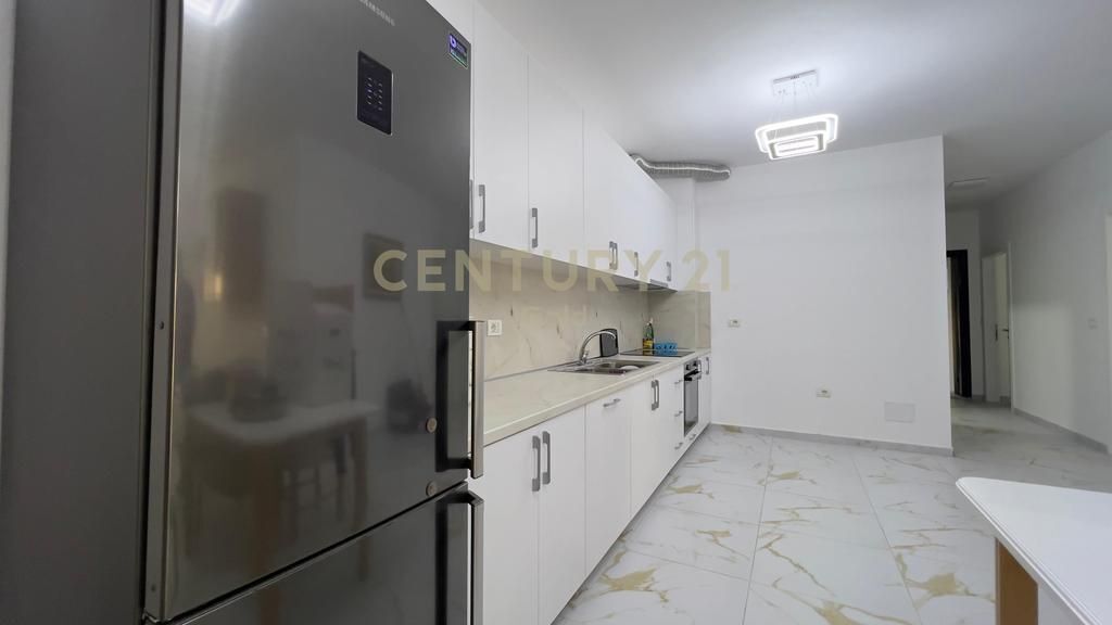 APARTMENT FOR RENT + PARKING SPACE AT THE ELECTRIC MARKET!!
