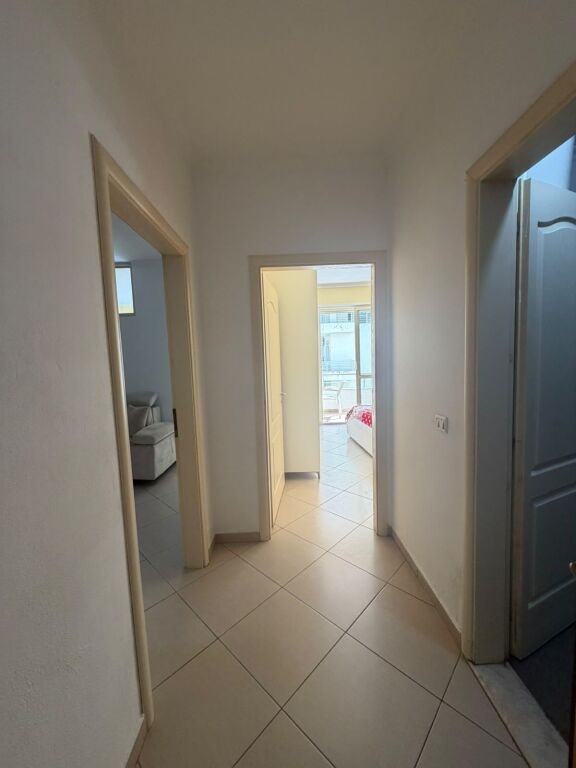 For rent 2+1 at Rrota Kuqe