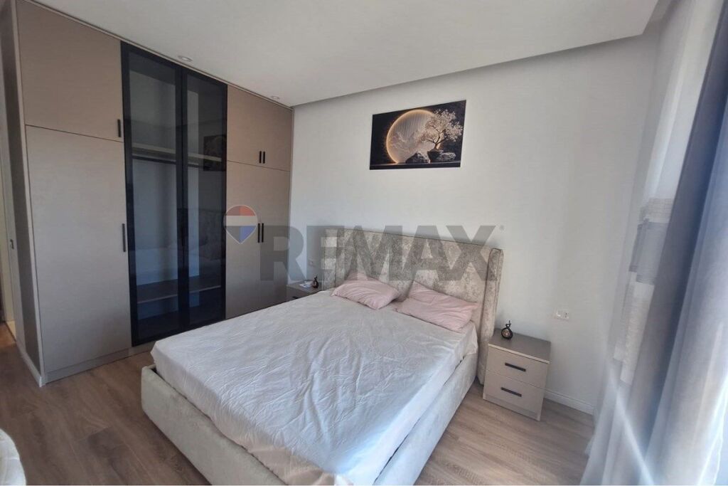 Apartament 2+1+2 ne Shitje tek Bulevardi Ri