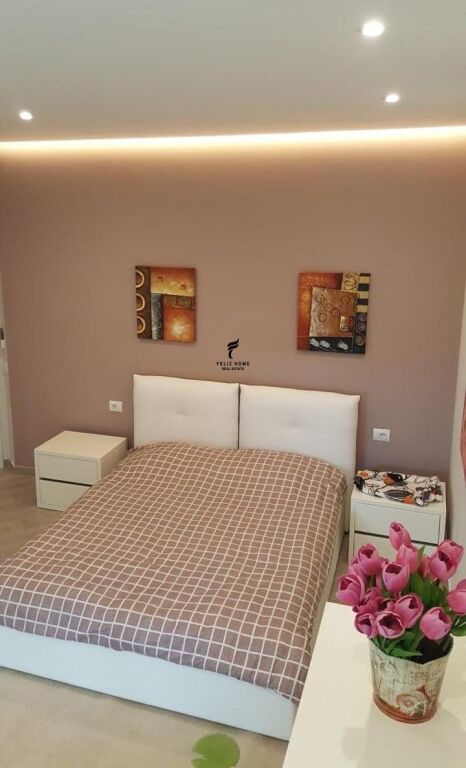 VILLA FOR SALE 250 M2 LALZIO BAY 38,000,000 LEKE FH-92730