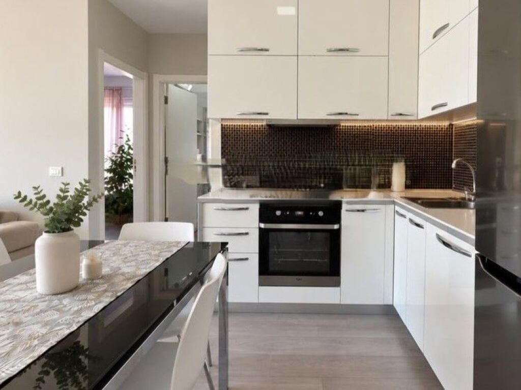 🏡 **SHITET APARTAMENT 2+1+2 – LIQENI I THATË, PRANË RADISSON**