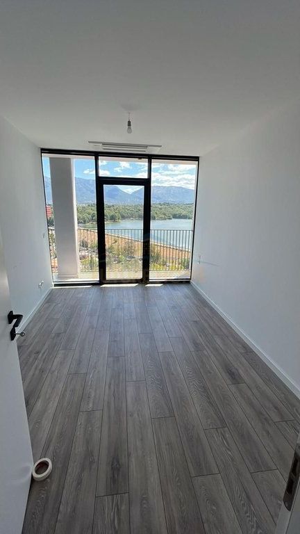 Qera, Apartament 2+1+2+Post Parkimi , Lake View Residence , Tiranë