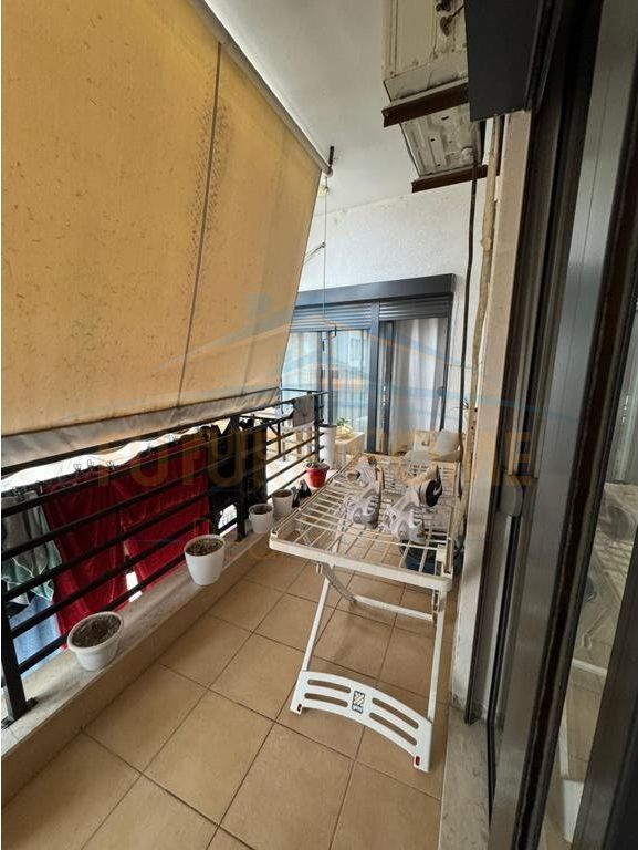 Shitet Apartament 2+1+2 , Unaza e Re , Tiranë
