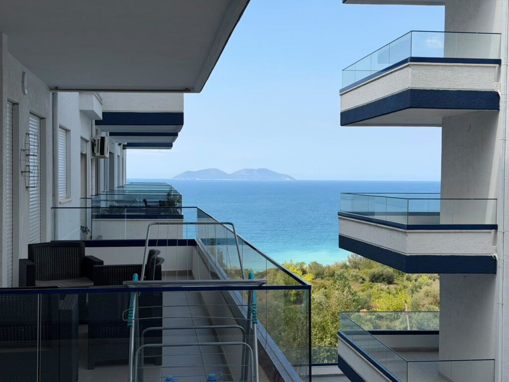 Shitet Garsoniere me pamje Deti e Mobiluar - Uji I Ftohte, Pranë Tiku&amp;Mato, Vlorë