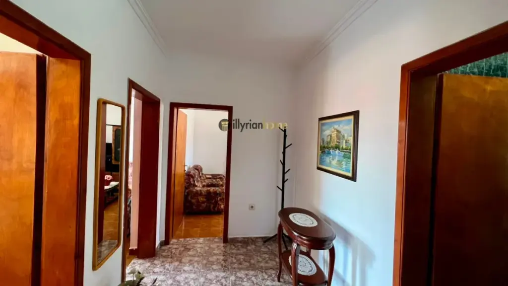 Rent, Apartment 2+1 "Red School", Tirana.