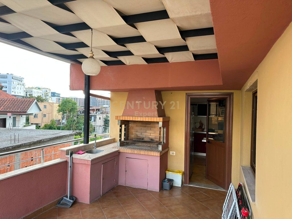 Apartament 2+1+3 | Ish-Fusha e Aviacionit 1,000 € /Muaj