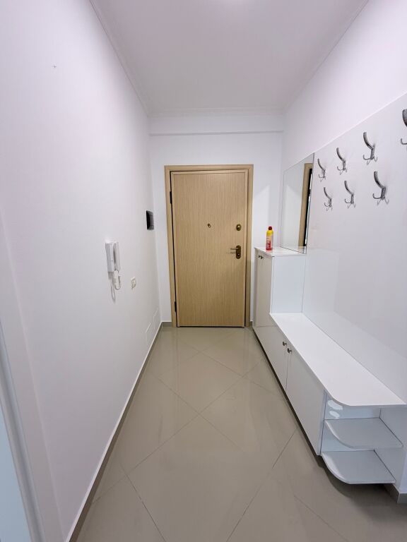 🏡 FOR RENT APARTMENT 1+1 – GREEN CITY, ASTIR  📍 Location: Green City, Astir 🏢 Floor: 2 🛗 New building with elevator 🛏️ Typology 1+1 💰 Price: 55,000 lek/month  Apartment located in a highly sought and accessible area.  📞 For more information or for a visit, contact privately.