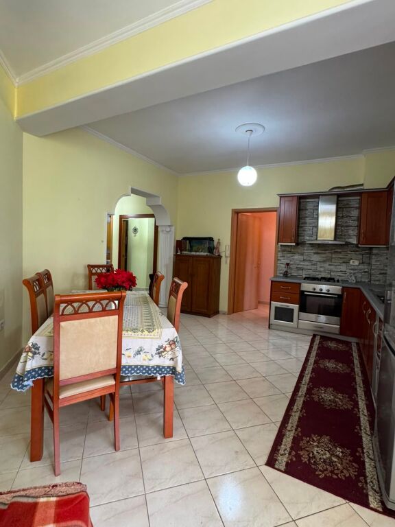 Apartment for rent 3+1+2, Globe, Kavajes Street