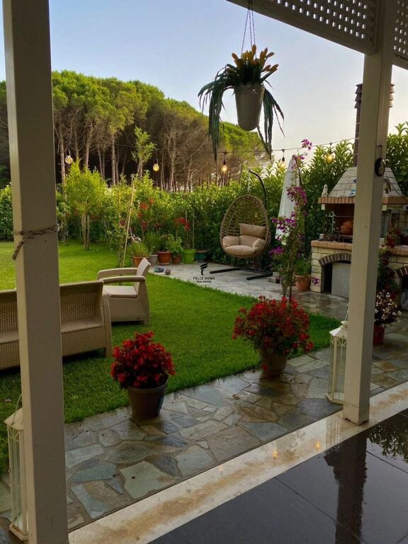 VILLA FOR SALE 250 M2 LALZIO BAY 38,000,000 LEKE FH-92730